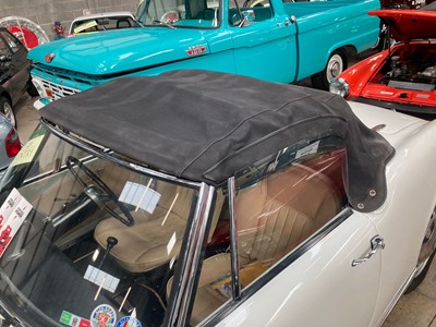 Lot 381 - 1964 ALFA ROMEO GIULIA SPIDER