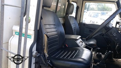Lot 106 - 1990 LAND ROVER 127