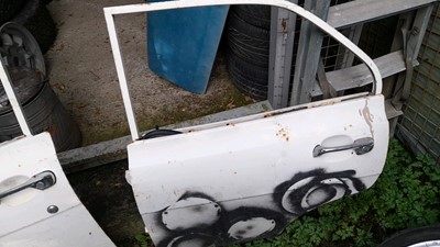 Lot 19 - MK 1 FORD ESCORT DOORS SET OF 4