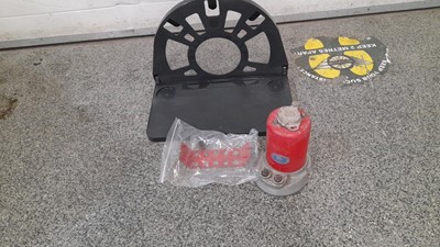Lot 534 - B.E.N SPARK PLUG CLEANER