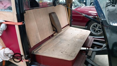 Lot 674 - 1952 TRIUMPH RENOWN LIMO