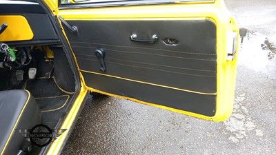 Lot 59 - 1971 AUSTIN MINI 1000
