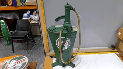 Lot 117 - GREEN CASTROL OIL PUMP
