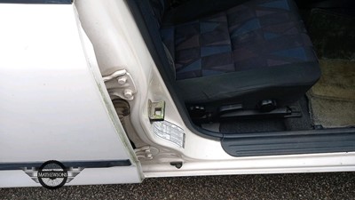 Lot 562 - 1997 MITSUBISHI CARISMA GLI