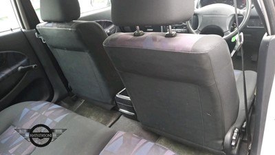 Lot 562 - 1997 MITSUBISHI CARISMA GLI