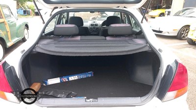 Lot 562 - 1997 MITSUBISHI CARISMA GLI