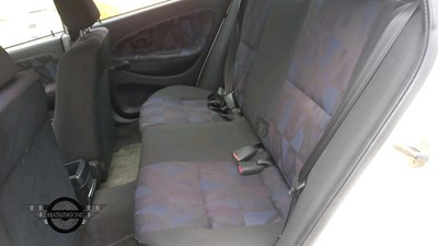 Lot 562 - 1997 MITSUBISHI CARISMA GLI