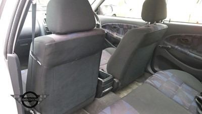 Lot 562 - 1997 MITSUBISHI CARISMA GLI