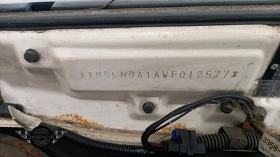 Lot 562 - 1997 MITSUBISHI CARISMA GLI