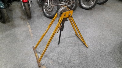 Lot 150 - PIPE BENDING MACHINE
