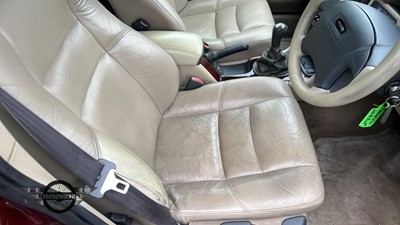 Lot 2 - 2000 VOLVO V70 D CLASSIC