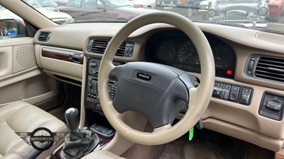 Lot 2 - 2000 VOLVO V70 D CLASSIC