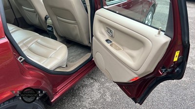 Lot 2 - 2000 VOLVO V70 D CLASSIC