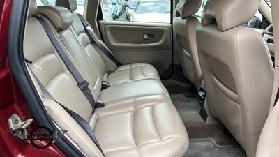 Lot 2 - 2000 VOLVO V70 D CLASSIC