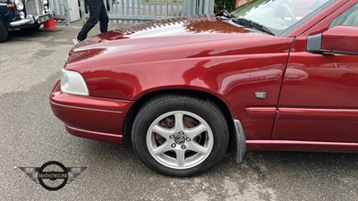 Lot 2 - 2000 VOLVO V70 D CLASSIC