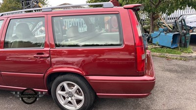 Lot 2 - 2000 VOLVO V70 D CLASSIC