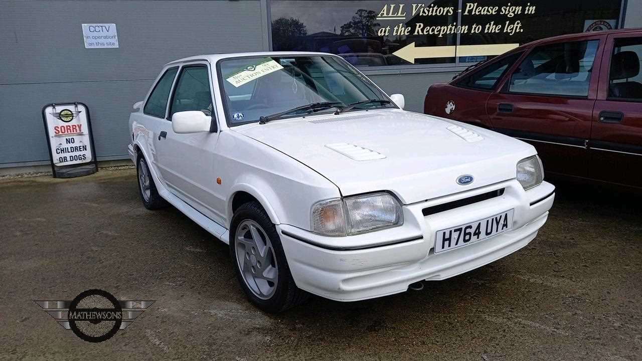 Lot 99 - 1990 FORD ESCORT XR3 INJ