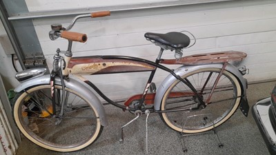 Lot 640 - COLUMBIA BUILT 1950 BEACH CRUISER BROWN + CREAM