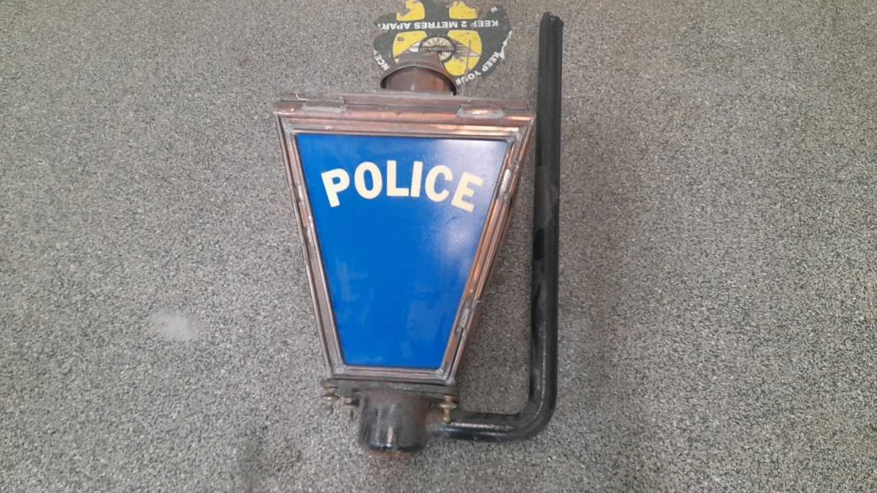 Lot 129 - POLICE STREET LAMP