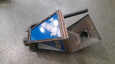 Lot 129 - POLICE STREET LAMP