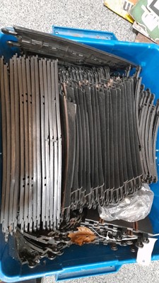Lot 472 - 3 BOXES OF TRACK 2 SETS OF SCALEXTRIC'S