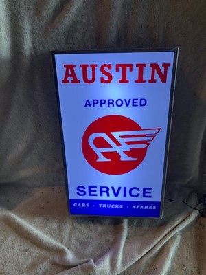 Lot 175 - AUSTIN LIGHT UP SIGN 20 x 12"