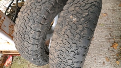 Lot 427 - ISUZU D MAX ALLOY WHEELS AND TYRES 17" SET OF 4