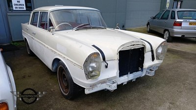 Lot 286 - 1966 MERCEDES 230 S