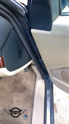 Lot 178 - 2001 LAND ROVER RANGE ROVER COUNTY AUTO