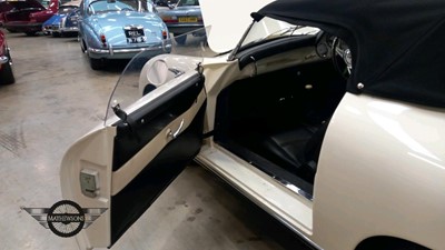 Lot 233 - 2016 SCARABEE 356 REPLICA