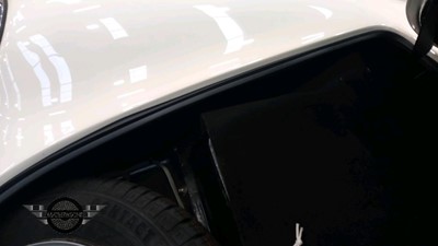 Lot 233 - 2016 SCARABEE 356 REPLICA