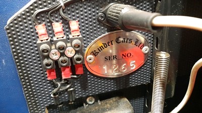 Lot 2 - KINDER MERLIN COACH BUILT CHILDS BATTERY CAR