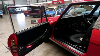 Lot 62 - 1972 TRIUMPH STAG