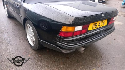 Lot 72 - 1989 PORSCHE 944 S2