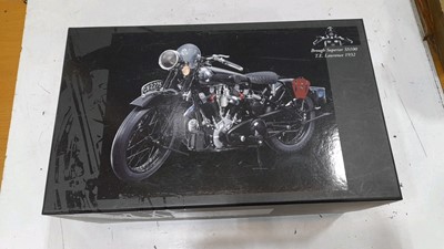Lot 244 - MINICHAMPS BROUGH SUPERIOR SS100 T.E LAWRENCE 1932 1.6 SCALE MODEL