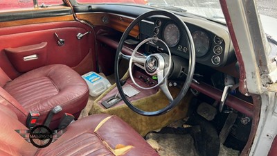 Lot 652 - 1972 ROVER P5 3.5 LITRE AUTO