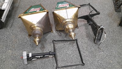 Lot 159 - PAIR OF CASTROL BRASS LIGHTS WITH BRACKETS