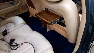 Lot 119 - 2001 ROLLS ROYCE SILVER SERAPH AUTO