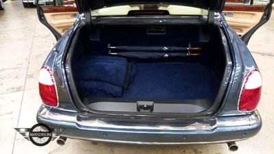 Lot 119 - 2001 ROLLS ROYCE SILVER SERAPH AUTO