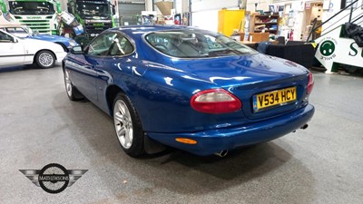 Lot 131 - 1999 JAGUAR XK8 COUPE AUTO