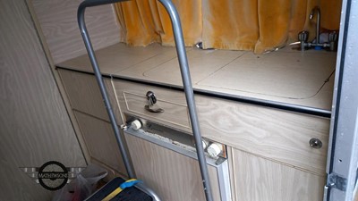 Lot 382 - 1980 CARLIGHT CARAVAN COMMANDER 152 - ALL PROCEEDS TO CHARITY