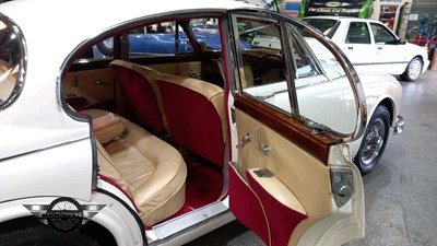 Lot 23 - 1963 JAGUAR MK II 2.4/240