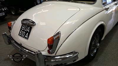 Lot 23 - 1963 JAGUAR MK II 2.4/240