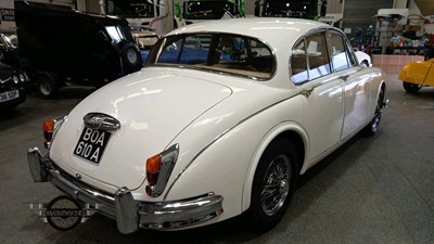 Lot 23 - 1963 JAGUAR MK II 2.4/240