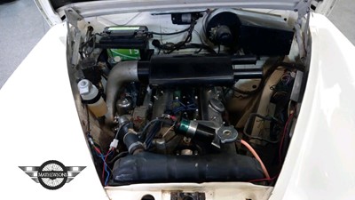 Lot 23 - 1963 JAGUAR MK II 2.4/240
