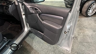 Lot 88 - 2001 FORD FOCUS ZETEC