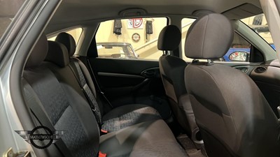Lot 88 - 2001 FORD FOCUS ZETEC
