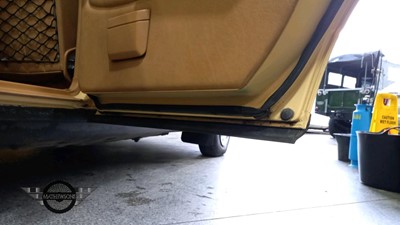Lot 116 - 1982 MERCEDES 200