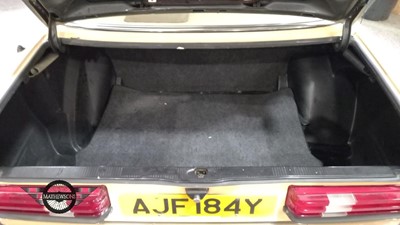 Lot 116 - 1982 MERCEDES 200