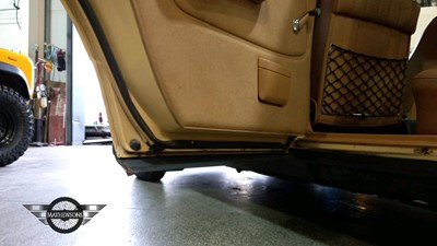 Lot 116 - 1982 MERCEDES 200
